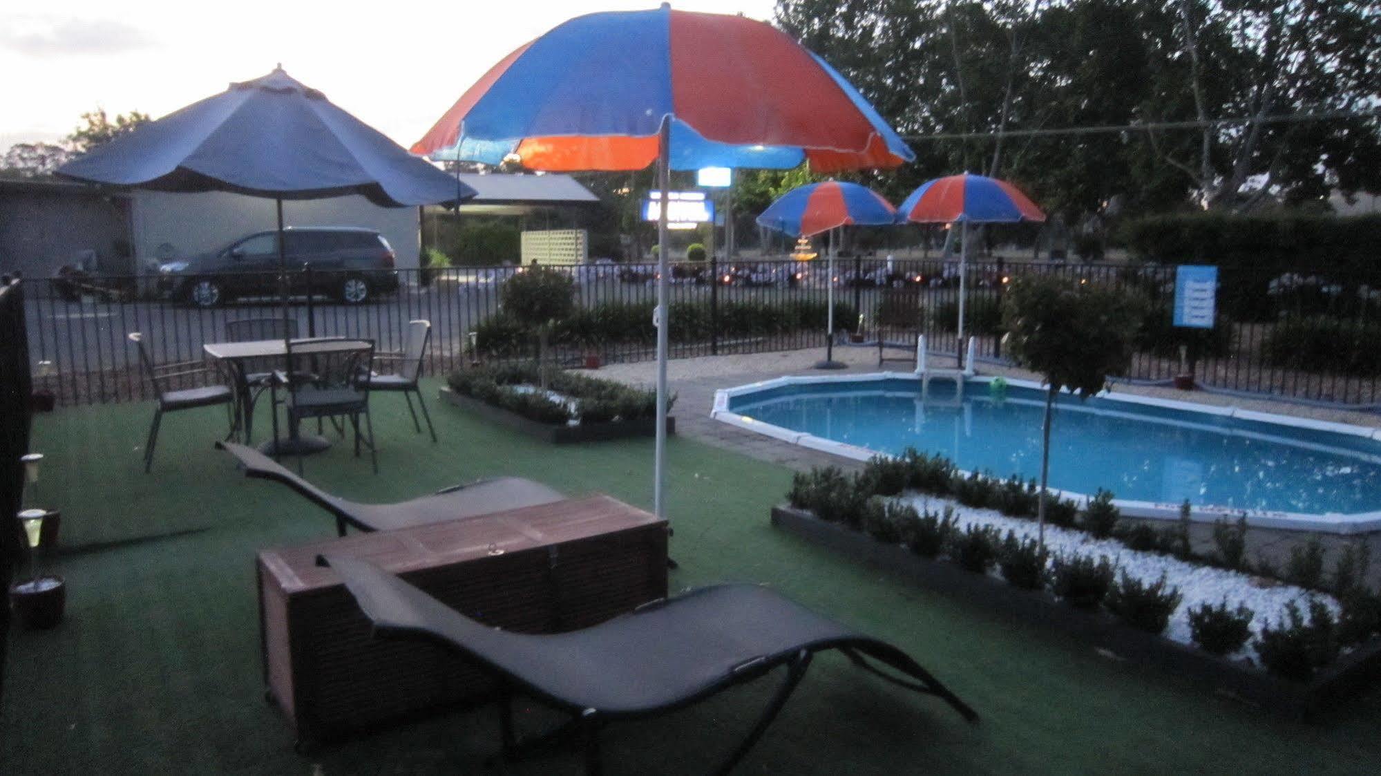 Castle Creek Motor Inn Euroa Zewnętrze zdjęcie